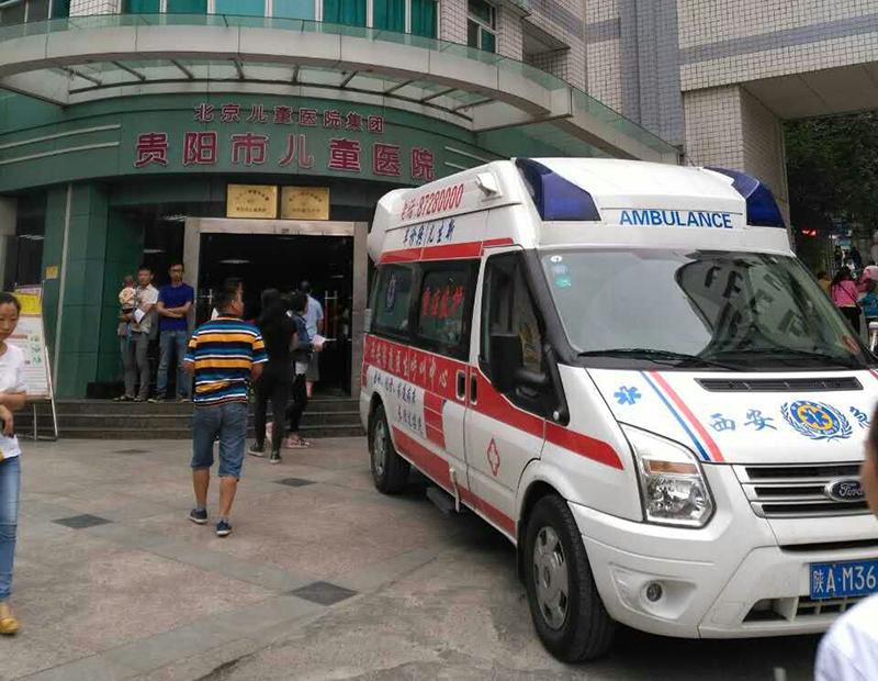 维西救护车转院